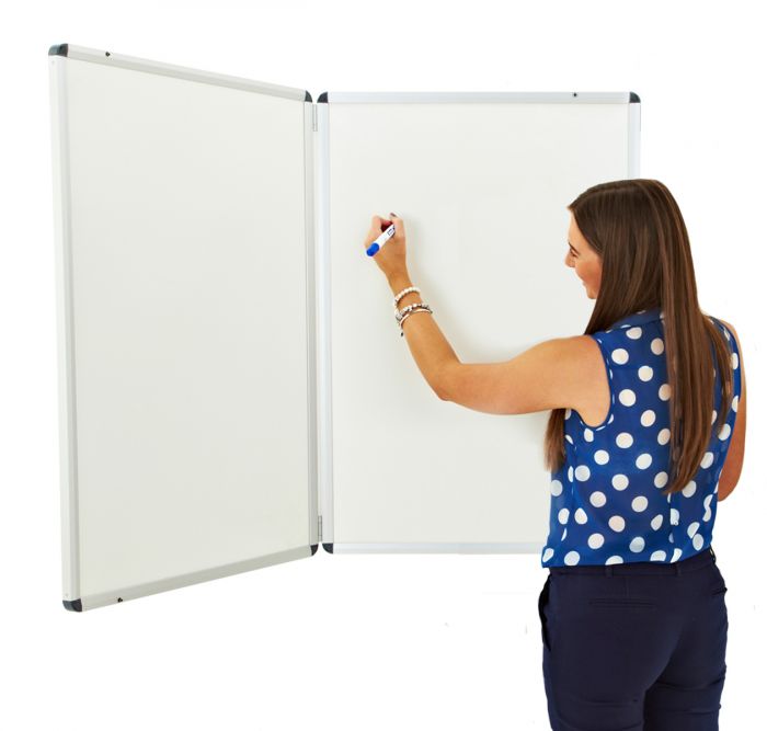 Winged Whiteboard 900x600mm Non Magnetic Right hand fixed