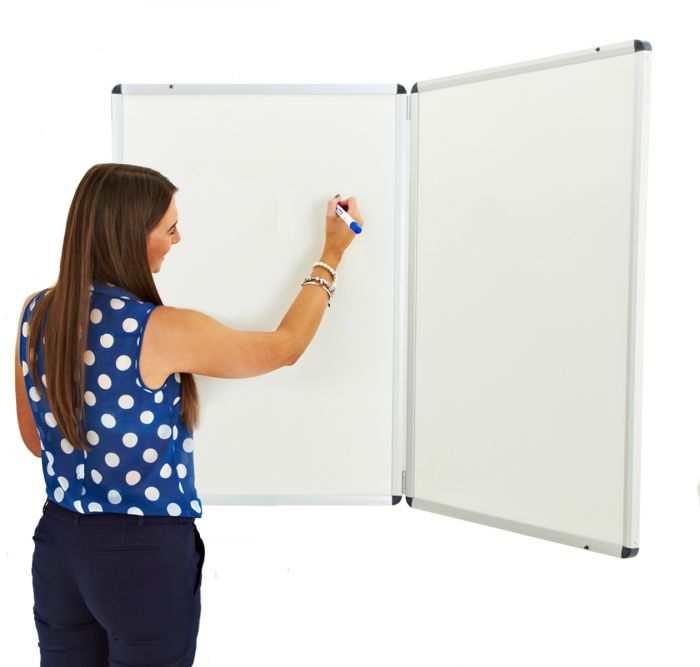 Winged Whiteboard 900x600mm non magnetic left hand fixed